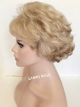 Load image into Gallery viewer, Short blond wig VJ-765
