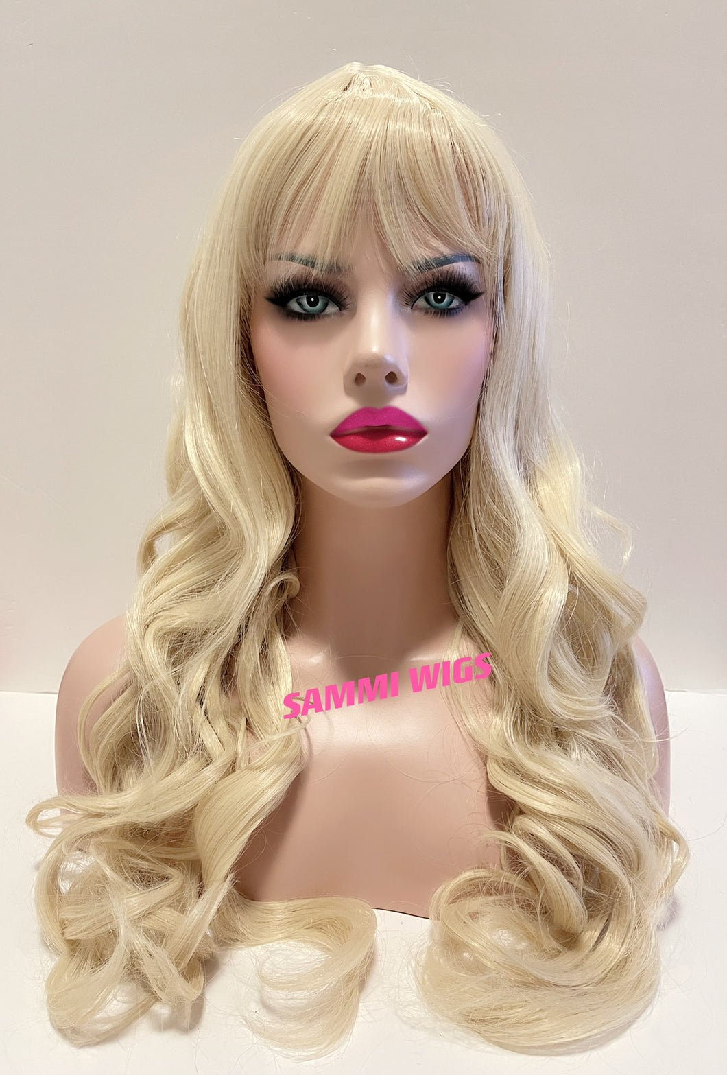 F759 Long platinum blond curly wig