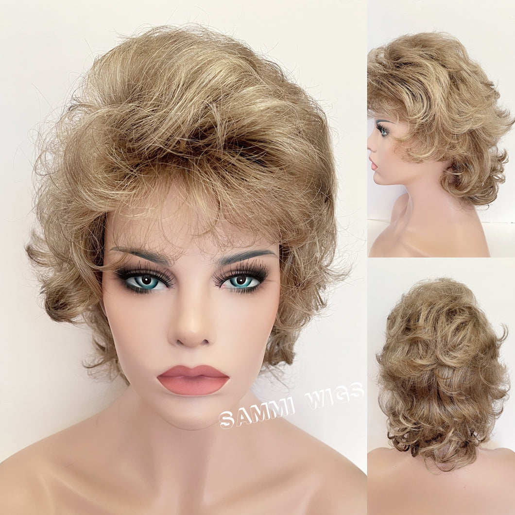 6WS-101 Short ash dark blond curly wig in Japanese kk fibre