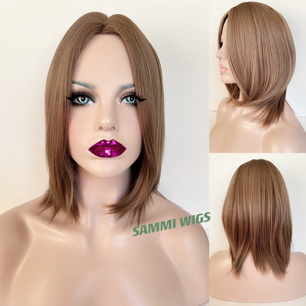 Short honey brown wig