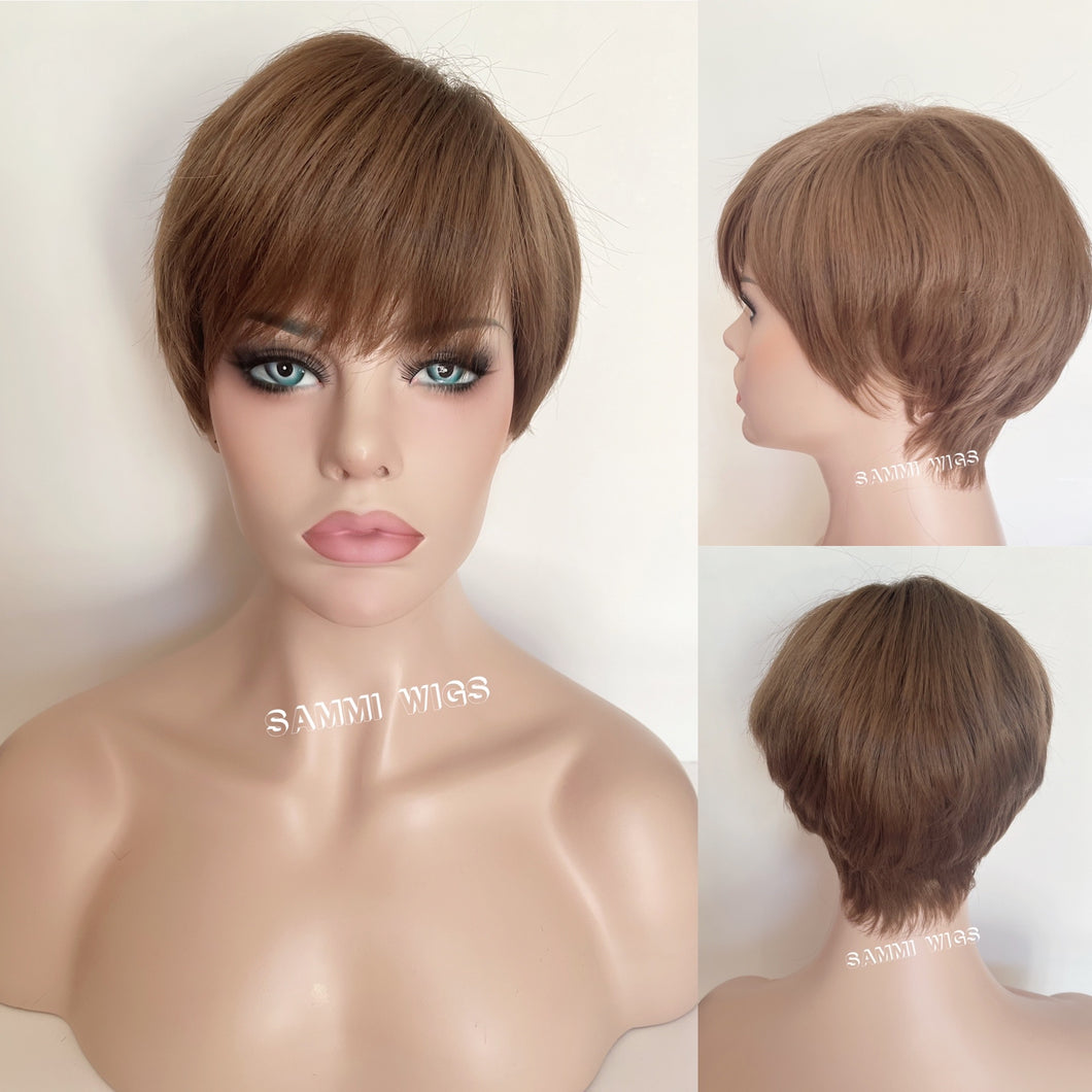 F688 Short wig in light ash brown colour