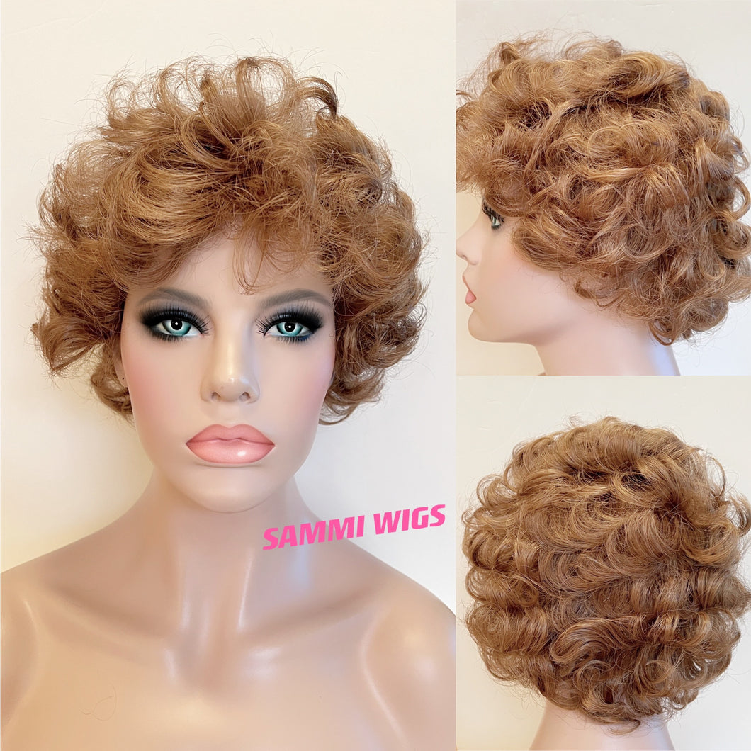 HS-543 Short curly wig in gold blond color