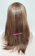 Load image into Gallery viewer, F730 Medium length wig with layers in brown with golden blond highlights
