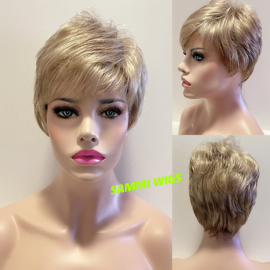 A3433 Short ash dark blond wig in Japanese kk fibre