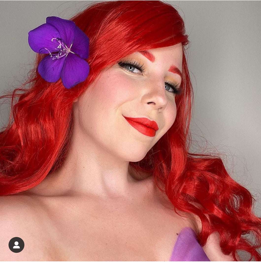 F708 Long and thick curly wig in red color